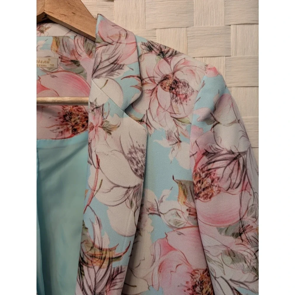 La Pateau Turquoise Pink Floral Ruched 3/4 Sleeve Single Button Blazer‎ Size 38